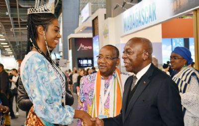 39ème édition de l’IFTM TOP RESA : miss Côte d’Ivoire 2017 illumine le stand ivoirien