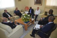 Investissement: le Ministre Moussa Dosso a accordé une audience à une délégation d’investisseurs étrangers