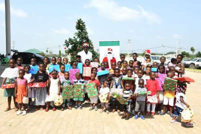 Noël 2021 : Plus de 1000 cadeaux offerts aux touts petits de la région de la Nawa 