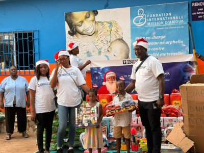 Noël solidaire : une entreprise offre des cadeaux de Noël à des enfants dans plusieurs localité