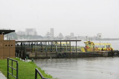 Des manifestants paralysent le trafic lagunaire d’Abobodoumé (Abidjan)