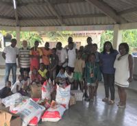 Journée mondiale des enfants de la rue : plusieurs enfants démunis de la commune d’Abidjan et du foyer akwaba d`Abobo ont reçu des repas et des vivres