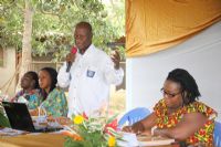 Autonomisation de la femme: l’ong femmes heureuses pour l’Afrique sensibilise une soixantaine de femmes sur l’épargne