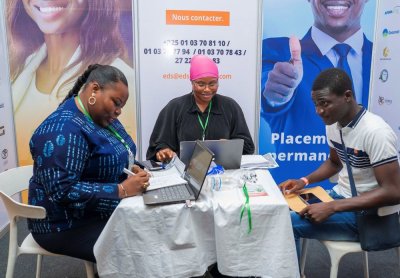 Ouverture de la Foire Nationale de l'Emploi et du Recrutement (FNER) : des bénéficiaires et recruteurs témoignent