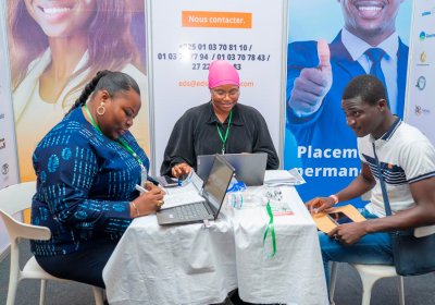 Ouverture de la Foire Nationale de l'Emploi et du Recrutement (FNER) : des bénéficiaires et recruteurs témoignent