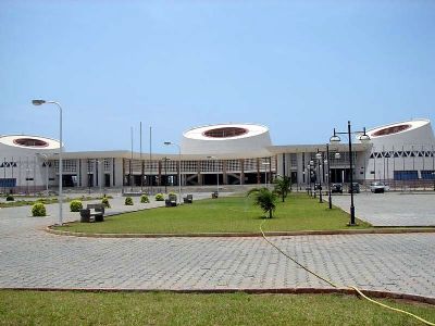 Côte d’Ivoire-Inter : La Chine va aider à la réhabilitation du palais des congrès de Cotonou