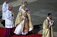 Le pape François entame son premier voyage en Afrique dans un environnement tendu