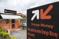 La grève des propriétaires des points mobile money reconduite pour quatre jours