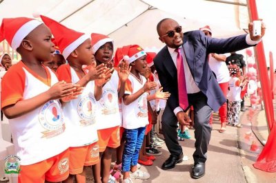 Port- Bouët/ 3ème édition de l’Arbre de Noël du Soleil : Dr Emmou Sylvestre comble plus de 20 000 enfants