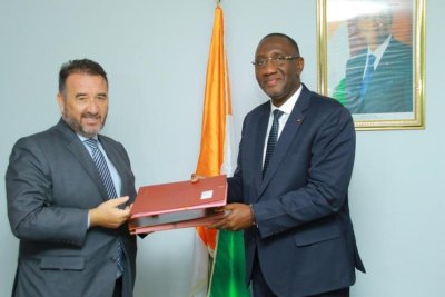 Appui aux PME : le Ministre Souleymane Diarrassouba signe avec la GIZ un avenant pour la hausse de l’enveloppe du programme ‘’Invest For Jobs’’  de 18,5 millions euros à 31,2 millions euros