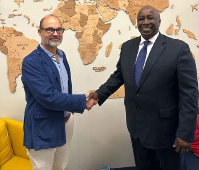 Préparatifs du sommet mondial sur l’investissement dans le coton et les textiles : l’ambassadeur Aly Touré rencontre les acteurs en Suisse