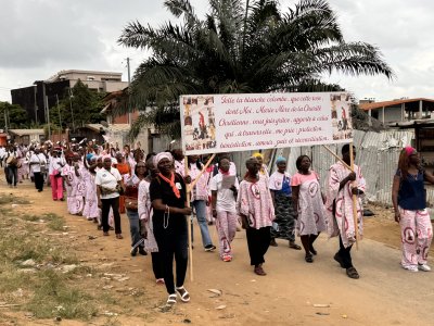 Présidentielle 2025 : une communauté catholique prie pour des élections apaisées en Côte d’Ivoire