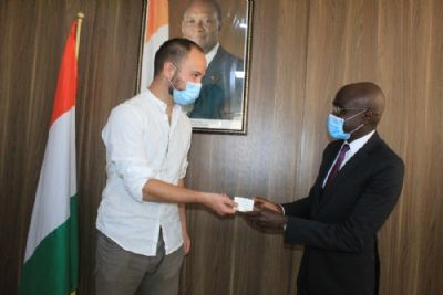 Côte d’Ivoire: 137 correspondants de presse étrangère accrédités en 2020