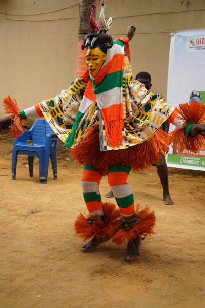 Presse: l'UJOCCI en immersion au Village Sotheca pour célébrer le patrimoine culturel ivoirien 