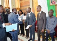 Prix Alassane Ouattara du jeune entrepreneur émergent : Duncan offre 3 millions de FCFA pour soutenir le centre d’incubation