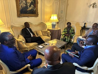 Production de médicaments en Côte d’Ivoire : le ministre de la Santé Pierre Dimba échange avec des grosses firmes en Suisse