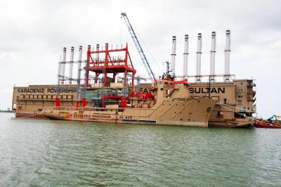 Production d’électricité : les travaux de construction d’une unité flottante à Azito en cours de réalisation