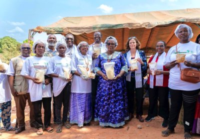 Projet d'Appui au Programme social du gouvernement : Une unité de production de manioc améliore la vie des populations de Tiassalé