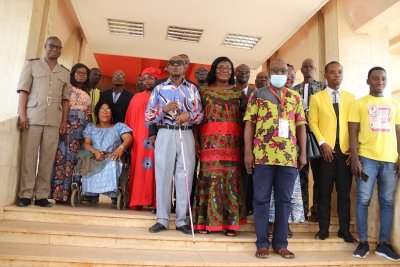 Projet de maintien de la jeune fille à l’école : Plaidoyer pour l’insertion de livres dans les kits distribués