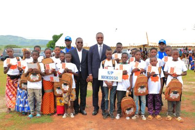 Promotion de l’excellence à l’école: Le Ministre Moussa Sanogo récompense les 332 meilleurs élèves du Bafing et des enseignants