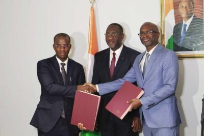 Promotion des exportations : le Ministre Souleymane Diarrassouba préside la cérémonie de signature d’une convention d’appui de 540 millions Fcfa entre l’UC-PCCET et l’Agence Côte d’Ivoire Export 