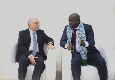 Radiocommunications : le gouvernement ivoirien réaffirme son engagement à soutenir le secteur via des « rencontres stratégiques » à Dubaï