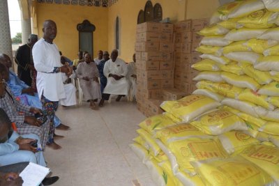 Ramadan 2022: le conseil régional de la Nawa fait un important don à la communauté musulmane