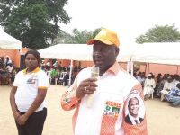 Manifestations contre la hausse de l’électricité en Côte d’Ivoire: un cadre du parti de Ouattara traite Affi N’Guessan d’ 