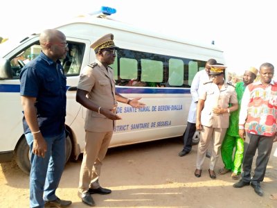 Équipement médical : le Centre de Santé Rural de Béréni-Dialla reçoit une ambulance de 47 millions de FCFA
