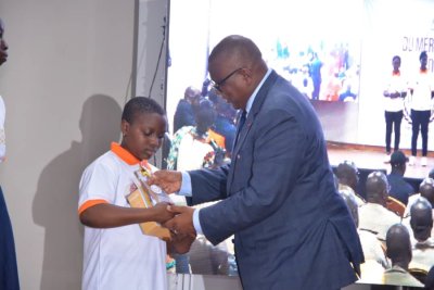 Région du Poro: les meilleurs du système éducatif primés, un hommage rendu à Amadou Gon Coulibaly