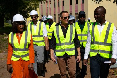 Réhabilitation des lycées technique et industriel de Bouaké et collège de boulangerie-pâtisserie de Yamoussoukro : l'AFD satisfaite des travaux en cours