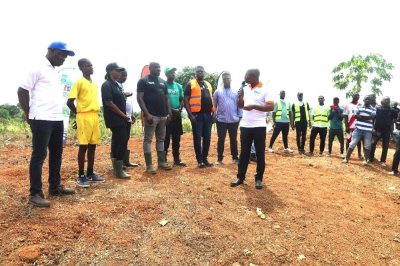 Réhabilitation du couvert forestier ivoirien : le Ministère de la Jeunesse s'engage aux côtés d'une fondation dans une caravane nationale de reboisement populaire