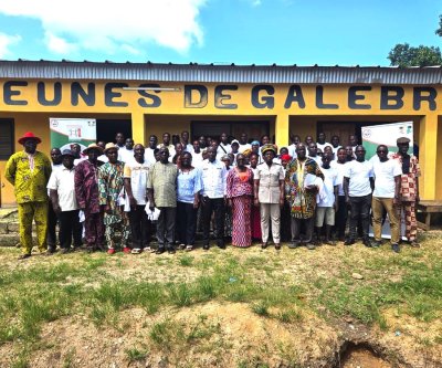 Renforcement de la cohésion sociale : du matériel et des équipements remis aux Fédérations des associations des femmes de Galébré (Gagnoa)