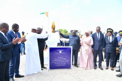 Renforcement de la mobilité urbaine : le Vice-président Tiémoko Meyliet Koné lance les travaux de réhabilitation et de bitumage de 10 km de voirie dans la commune de Tafiré