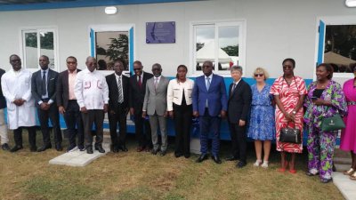 Renforcement des infrastructures sanitaires: les urgences de l’hôpital psychiatriques de Bingerville reçoivent un bâtiment préfabriqué