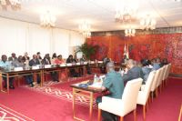 Le gouvernement ouvre des couloirs humanitaires et autorise la tenue du match Côte d’Ivoire-Sierra Leone à Abidjan