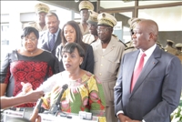 L’inquiétude face à Ebola grandit dans le monde