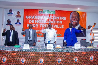 RHDP Treichville – Albert Amichia aux militants : “Nos parrainages sont exclusivement pour le Président ADO”