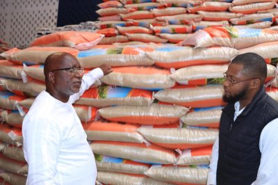 Riz : 500 000 tonnes de riz disponibles dans les entrepôts des importateurs, selon le directeur général du Commerce intérieur, Aimé Kablan Koizan