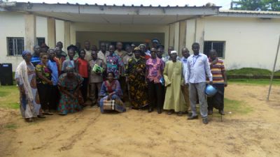 Processus de réparation communautaire : une équipe du Ministère de la Femme, de la Protection de l’Enfant et de la Solidarité et du Pnud à l’écoute des populations du sud-ouest