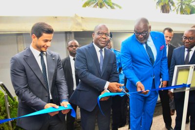 Santé : le ministre Pierre Dimba se félicite de l'installation à Abidjan d'une unité de fabrication de matériels biomédicaux