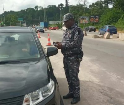 Sécurité routière: 1421 infractions au code de la route relevées par la police spéciale à Abidjan