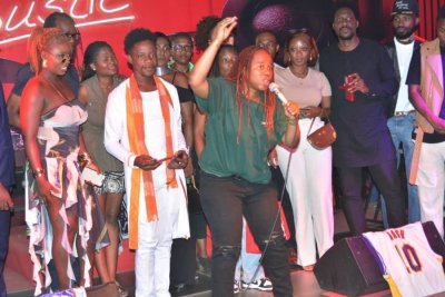 Showbiz :Nash de retour sur scène avec ''Ambiance nouchi''