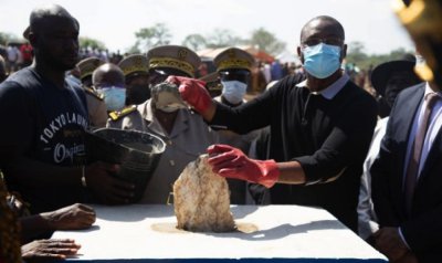 Sidi Touré pose la première pierre du CTTFA de Marabadiassa