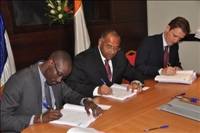 Signatures groupées de marchés du C2D : allocution du premier ministre, ministre de l’économie, des finances et du budget