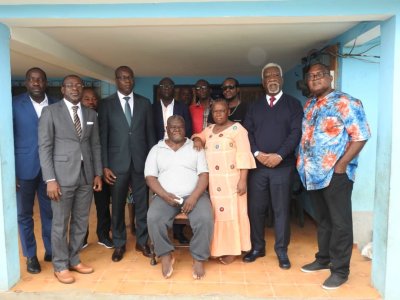 Solidarité: Victime d’un AVC, l’acteur Zoumana reçoit le réconfort du ministère de la culture