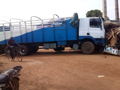 Tengrela: un camion finit sa course dans un magasin de fortune