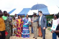 Projet « Dans le Noir ? A light For Africa » / La Fondation ICI  apporte  la lumière aux communautés de Petit-Paris et Ketasso  (Tiassalé)