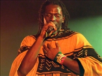 Tiken Jah Fakoly propose un «seul passeport» pour les enfants d’Afrique