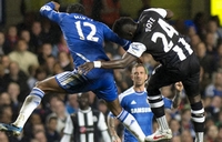 Football-Premier League (Chelsea-Newcastle : 0-2) Tioté Cheick gravement blessé et évacué à l`hôpital